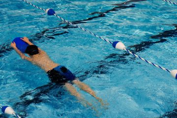 Why a kickboard is the best learning tool in swimming