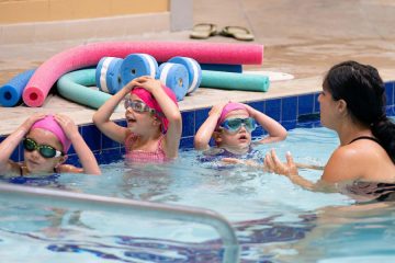 What swimming instructors notice within the first five minutes of a lesson