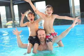 What children really need to learn before swimming alone