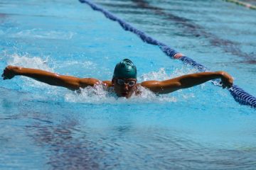 The most common swimming mistakes beginners make – and how to fix them fast