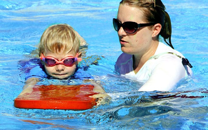 How swimming coaches decide what to teach first